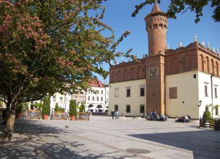 Tarnów - Ratusz oraz rynek Starego Miasta